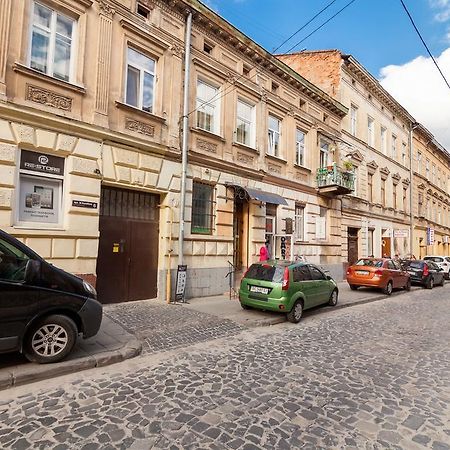 Near Opera Apartment Lviv Kültér fotó