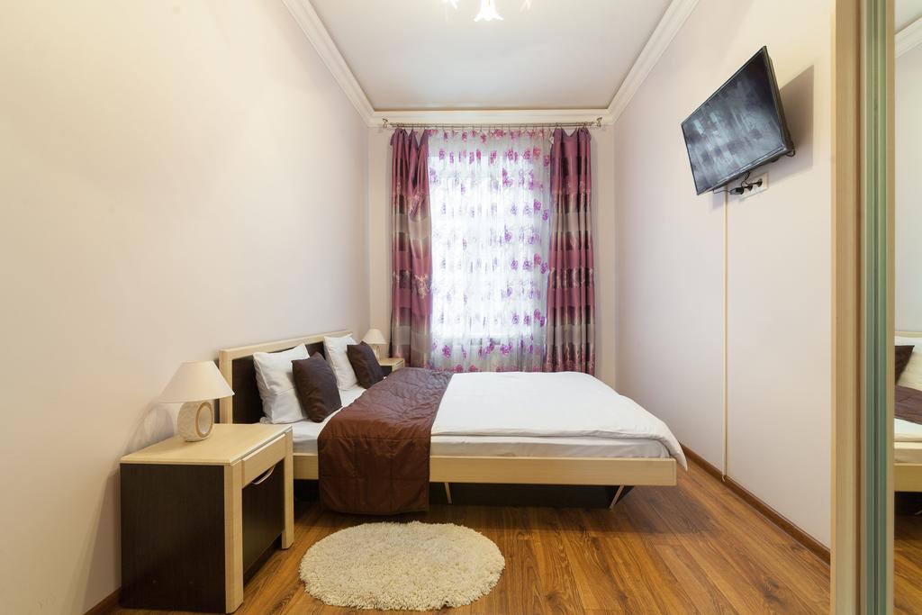 Near Opera Apartment Lviv Kültér fotó
